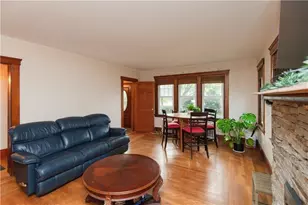 556 E Main Rd, Middletown, RI 02842 - Photo 11