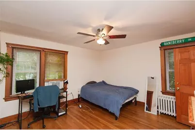 556 East Main Road, Middletown, RI 02842 - Photo 15