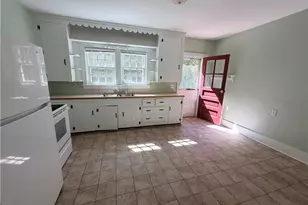 32 Paddy Hill Rd Rd, South Kingstown, RI 02879 - Photo 9