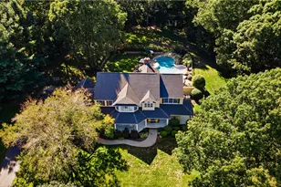 218 Finch Ln, North Kingstown, RI 02874 - Photo 3