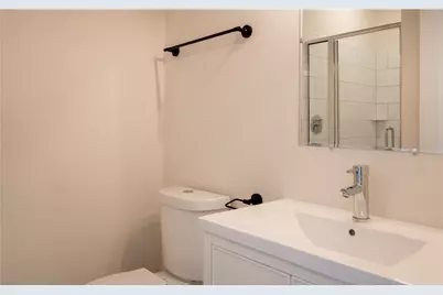 15 Cranston Avenue #30, Newport, RI 02840 - Photo 11