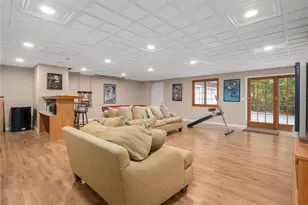 165 Lynn Cir, East Greenwich, RI 02818 - Photo 33