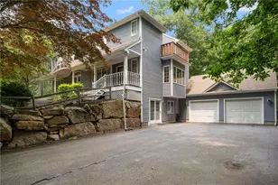 165 Lynn Cir, East Greenwich, RI 02818 - Photo 1