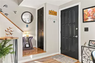 22 Pheasant Run, Smithfield, RI 02917 - Photo 3