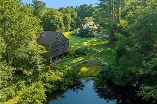 941 Carrs Pond Rd, East Greenwich, RI 02818 - Photo 3