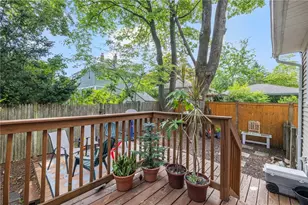 249 8th St, Providence, RI 02906 - Photo 31