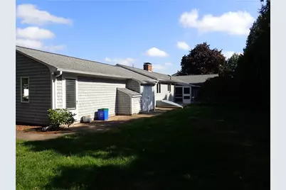 80 Hollyhock Drive, Cranston, RI 02920 - Photo 3