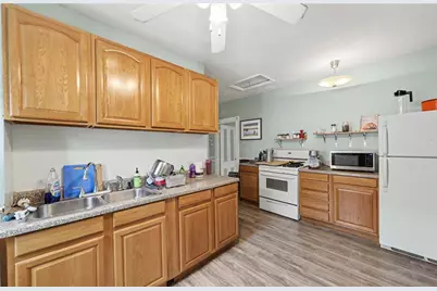 84 Doyle Avenue, Providence, RI 02906 - Photo 13