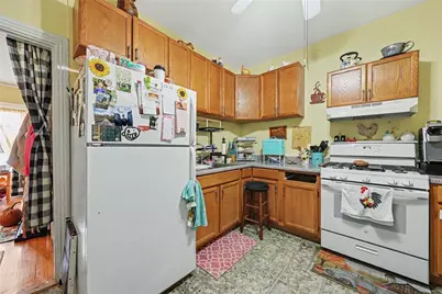 84 Doyle Avenue, Providence, RI 02906 - Photo 37