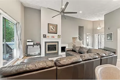 112 Shady Hill Drive, West Warwick, RI 02893 - Photo 5