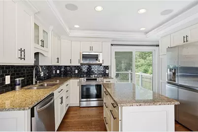 20 Moswansicut Drive, Johnston, RI 02919 - Photo 3