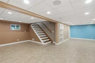 20 Moswansicut Dr, Johnston, RI 02919 - Photo 33