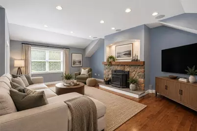 20 Moswansicut Drive, Johnston, RI 02919 - Photo 15