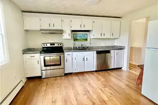 1069 Green End Ave, Middletown, RI 02842 - Photo 7