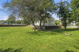 310 New River Rd, Lincoln, RI 02838 - Photo 3