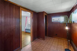 147 Bloodgood St, Pawtucket, RI 02861 - Photo 19