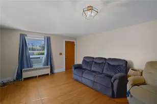 147 Bloodgood St, Pawtucket, RI 02861 - Photo 7