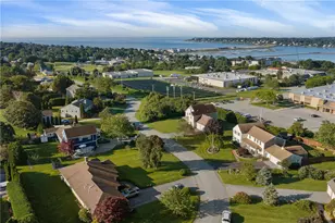 27 Oceanview Dr, Middletown, RI 02842 - Photo 49
