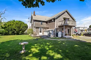 499 Park Ave, Portsmouth, RI 02871 - Photo 3