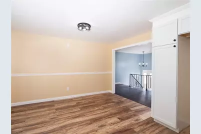 64 Perkins Avenue, Cranston, RI 02910 - Photo 9