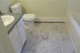 98 Hamilton St, Providence, RI 02907 - Photo 17