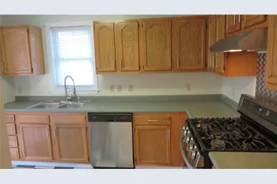 98 Hamilton Street, Providence, RI 02907 - Photo 11