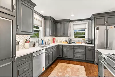 698 High Street, Cumberland, RI 02864 - Photo 5
