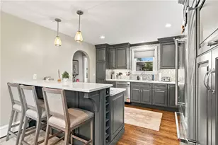 698 High St, Cumberland, RI 02864 - Photo 7