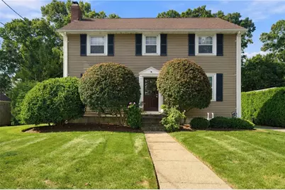 698 High Street, Cumberland, RI 02864 - Photo 1