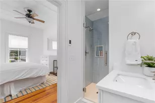 46 Corne St, Newport, RI 02840 - Photo 17