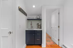46 Corne St, Newport, RI 02840 - Photo 29