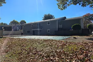 19 Roger Williams Dr, Smithfield, RI 02828 - Photo 7