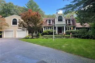 31 Raccoon Hill Rd, West Greenwich, RI 02817 - Photo 3