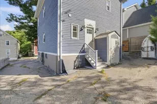 81 Jenkins St, Providence, RI 02906 - Photo 31