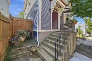 81 Jenkins St, Providence, RI 02906 - Photo 35