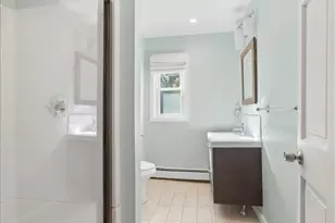 81 Jenkins St, Providence, RI 02906 - Photo 15