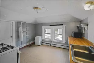 30 Cliffdale Ave, Cranston, RI 02905 - Photo 19