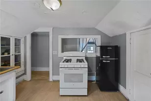30 Cliffdale Ave, Cranston, RI 02905 - Photo 21