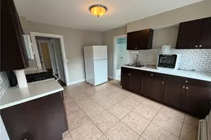 2 Cabin Ct, Westerly, RI 02891 - Photo 3