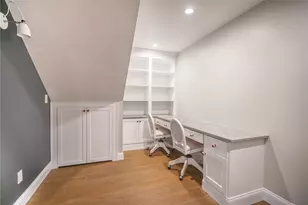 40 Lazywood Ln, Tiverton, RI 02878 - Photo 21