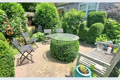 22 Annandale Road #2, Newport, RI 02840 - Photo 19