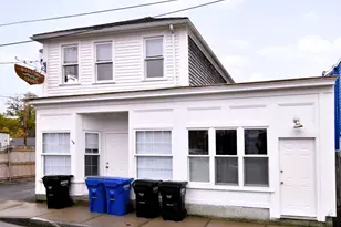 10 Collins St, Newport, RI 02840 - Photo 21