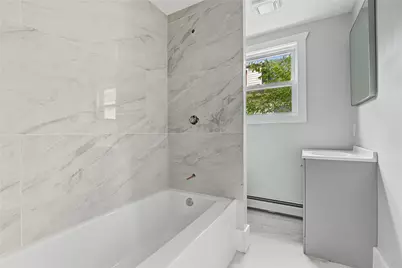 42 Sisson Street, Pawtucket, RI 02860 - Photo 21