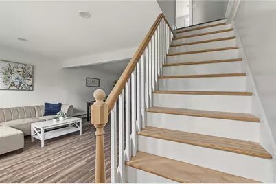 42 Sisson Street, Pawtucket, RI 02860 - Photo 7