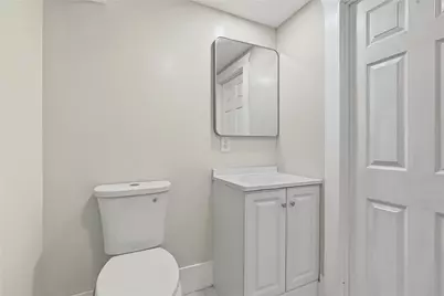42 Sisson Street, Pawtucket, RI 02860 - Photo 15
