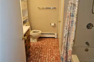 24 Village Ct, West Warwick, RI 02893 - Photo 7