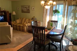 20 Village Ct, West Warwick, RI 02893 - Photo 9