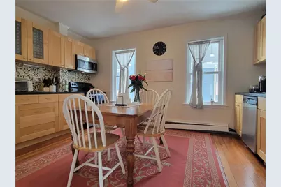 11 Hammond Street #2, Newport, RI 02840 - Photo 5