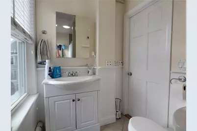 11 Hammond Street #2, Newport, RI 02840 - Photo 11