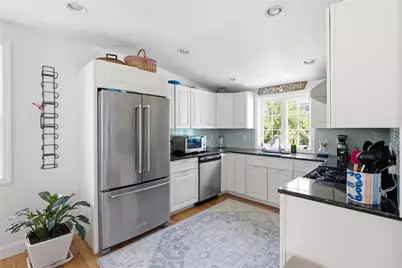 26 Bacheller Street, Newport, RI 02840 - Photo 13